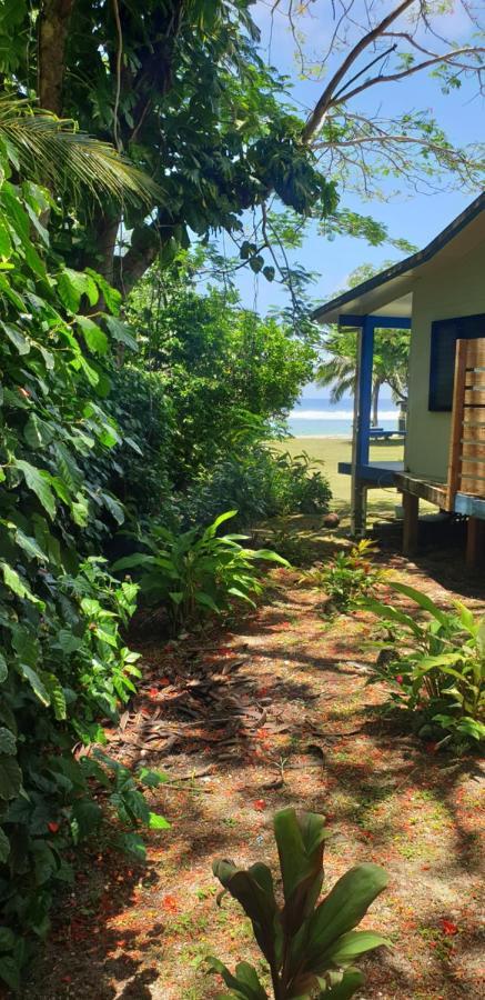 Are Tamareni 2Br Beach Cottage Or River Studio Avarua Bagian luar foto
