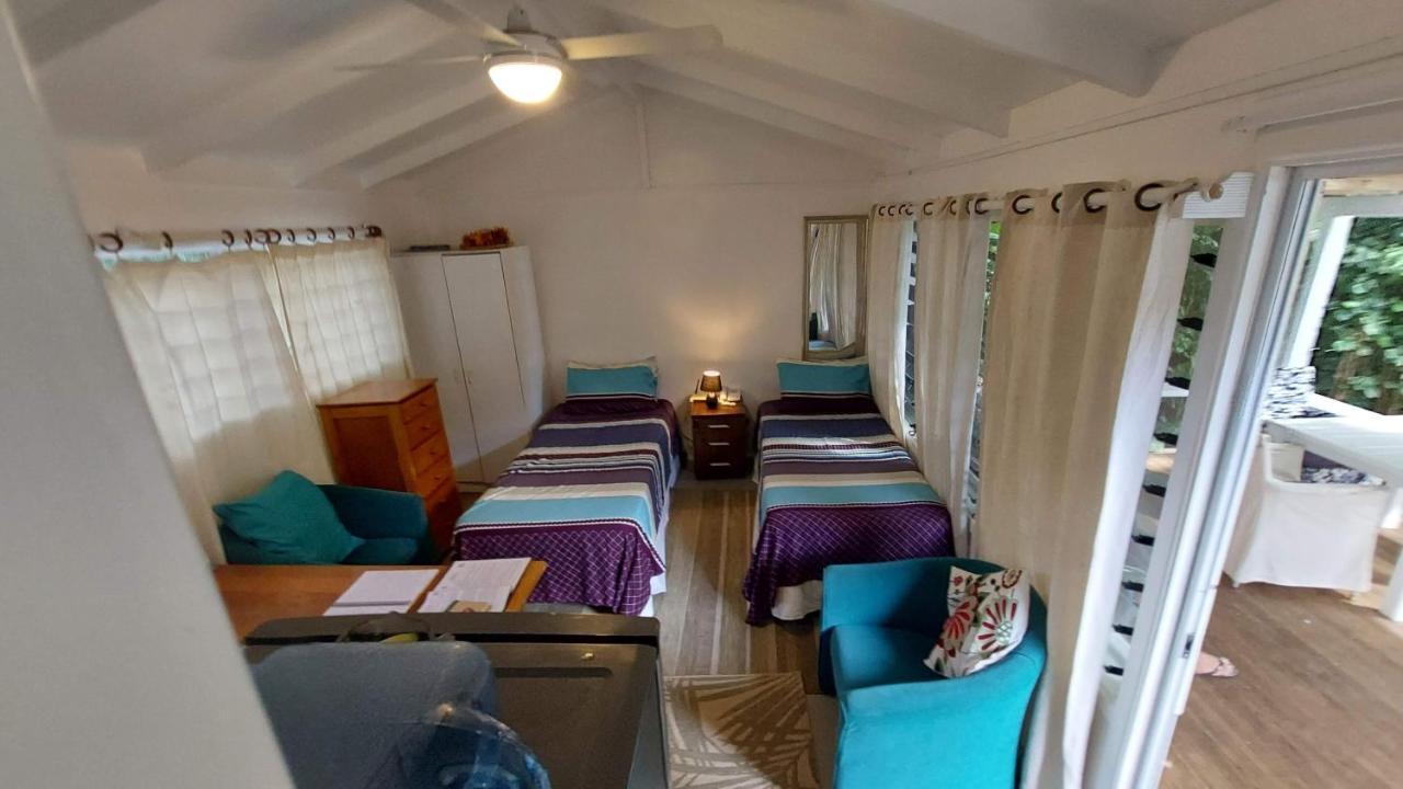 Are Tamareni 2Br Beach Cottage Or River Studio Avarua Ruang foto
