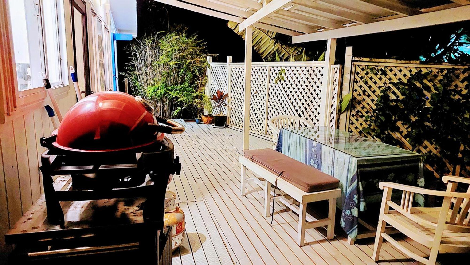 Are Tamareni 2Br Beach Cottage Or River Studio Avarua Bagian luar foto