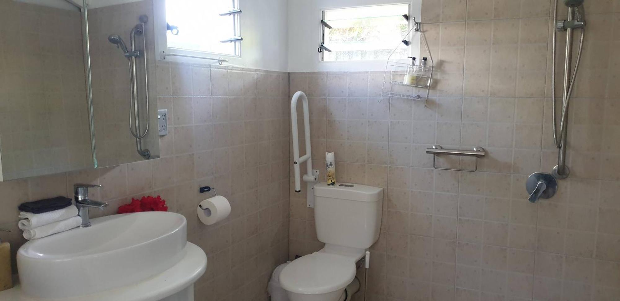 Are Tamareni 2Br Beach Cottage Or River Studio Avarua Ruang foto